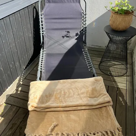 Beautiful With Balcony Near Old Appartement Rauma