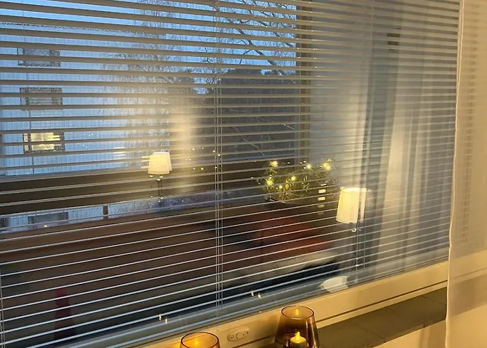 Beautiful With Balcony Near Old Appartamento