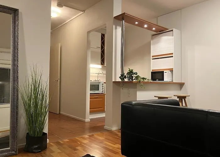 Beautiful With Balcony Near Old *